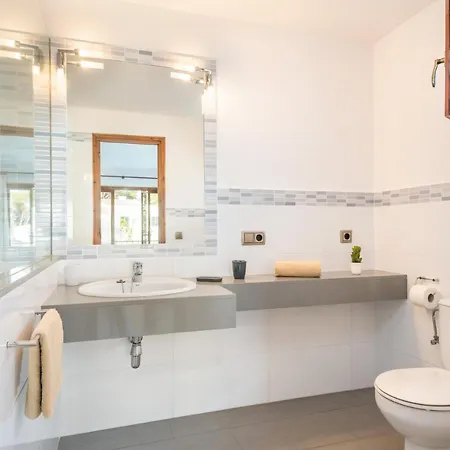 Cala Galdana Sleeps 8 Pool Wifi 别墅 *