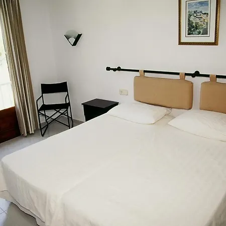 Cala Galdana Sleeps 8 Pool Wifi *
